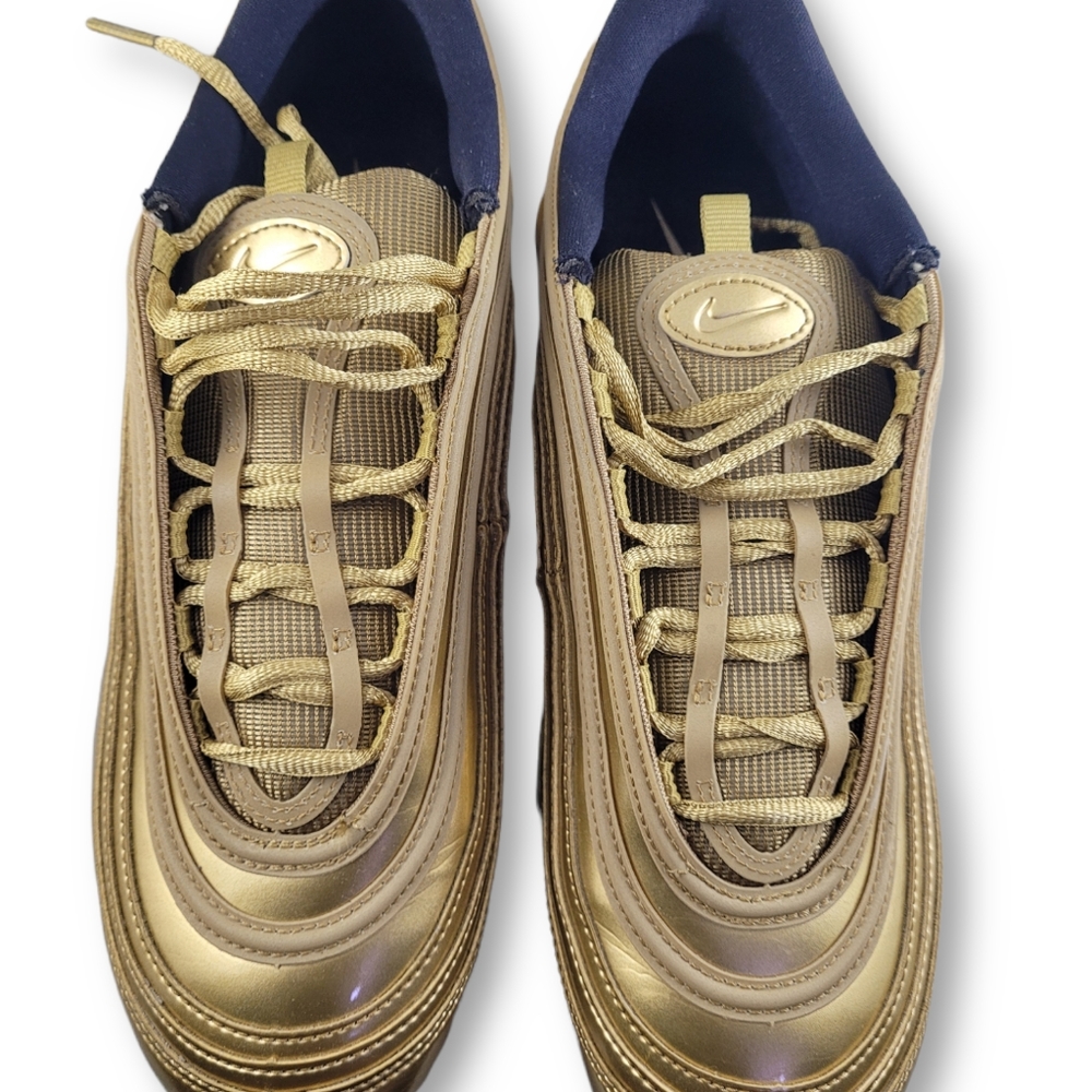 Nike Air Max "Gold Medal" Size 10